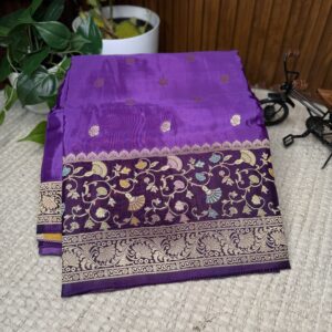 Moona silk with Meenakari