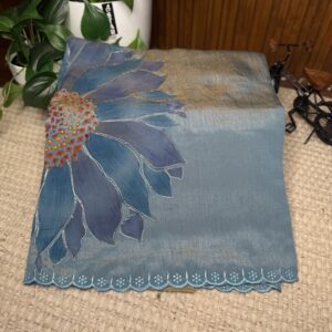 Pure kadhi silk with cut work borders