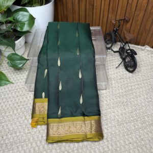 Kanchi pattu small border
