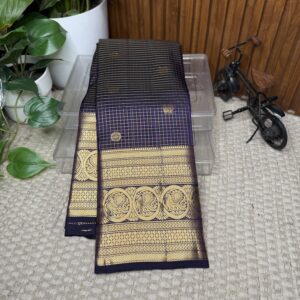 Kanchi vintage Checks