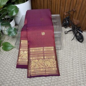 Kanchi vintage Checks