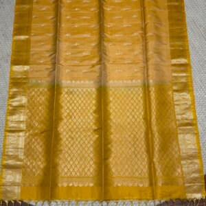 Soft pattu