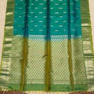 Soft pattu